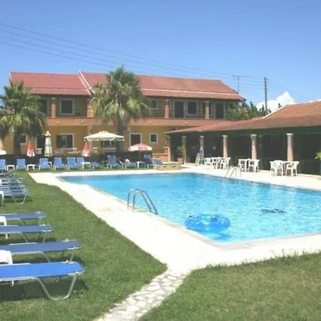 Ξενοδοχείο Yiannis Corfu (city)